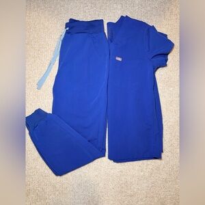 Figs Women's Blue Scrub Set